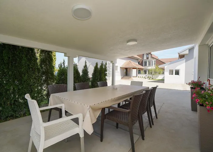 Champions Daire Kladovo